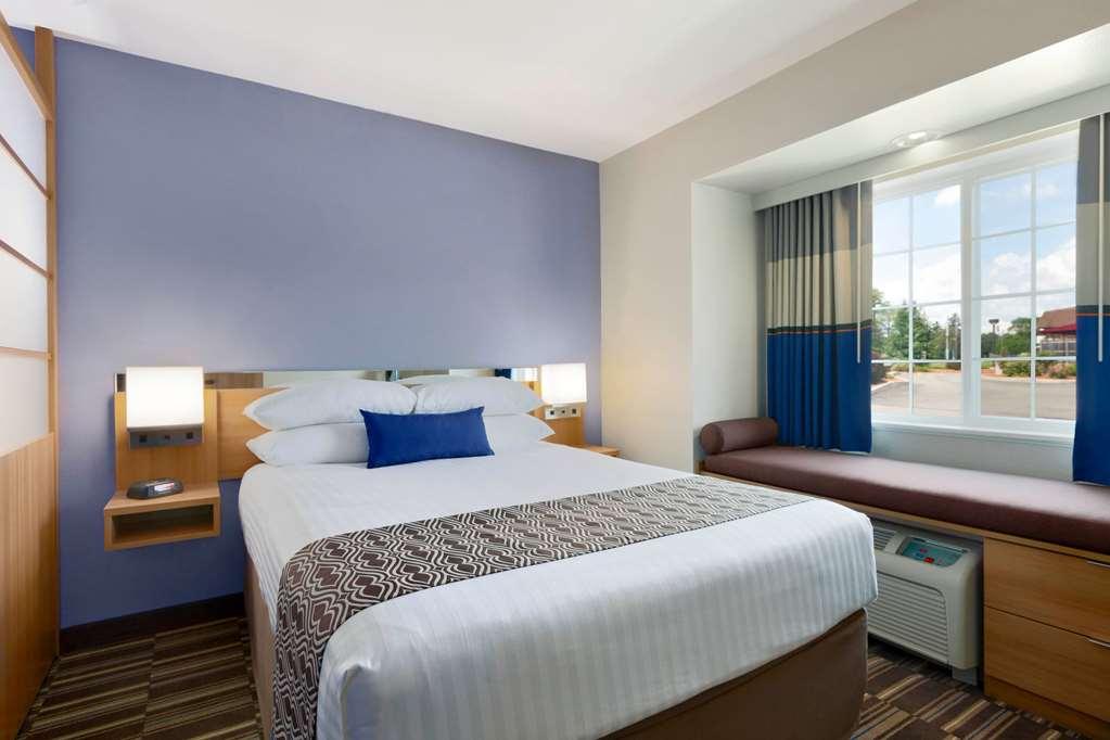 Microtel Inn Suites By Wyndham South Hill Camera foto